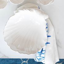 Acquatico White Large Clam Shell Bowl