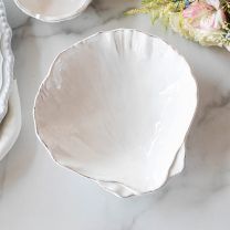Acquatico White Medium Clam Shell Bowl